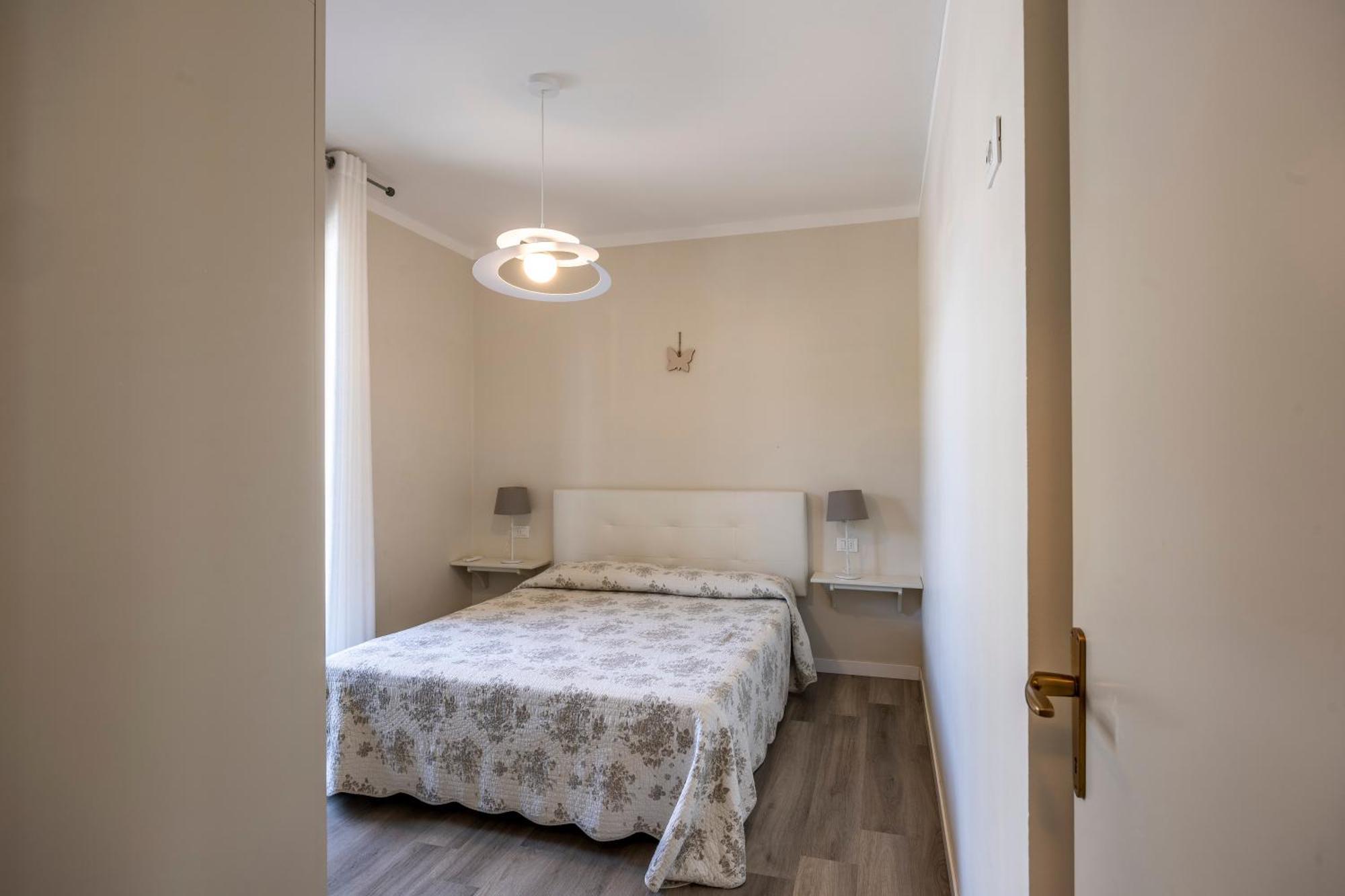Apartments Peninsula Sirmione Exterior foto