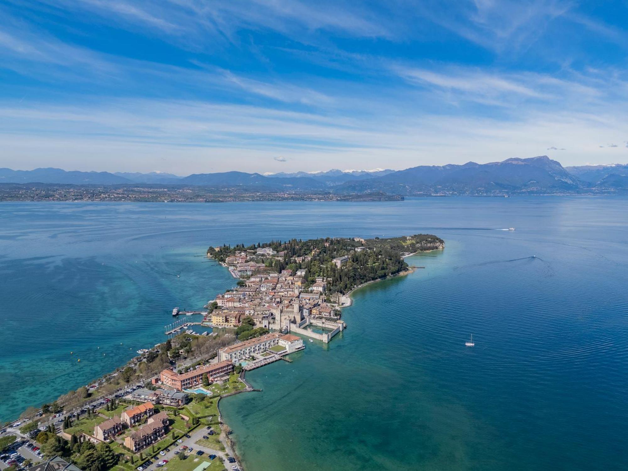Apartments Peninsula Sirmione Exterior foto